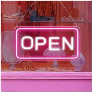 I’M re-OPEN-ed🩷💕🛍️🛒 posting new items soon!